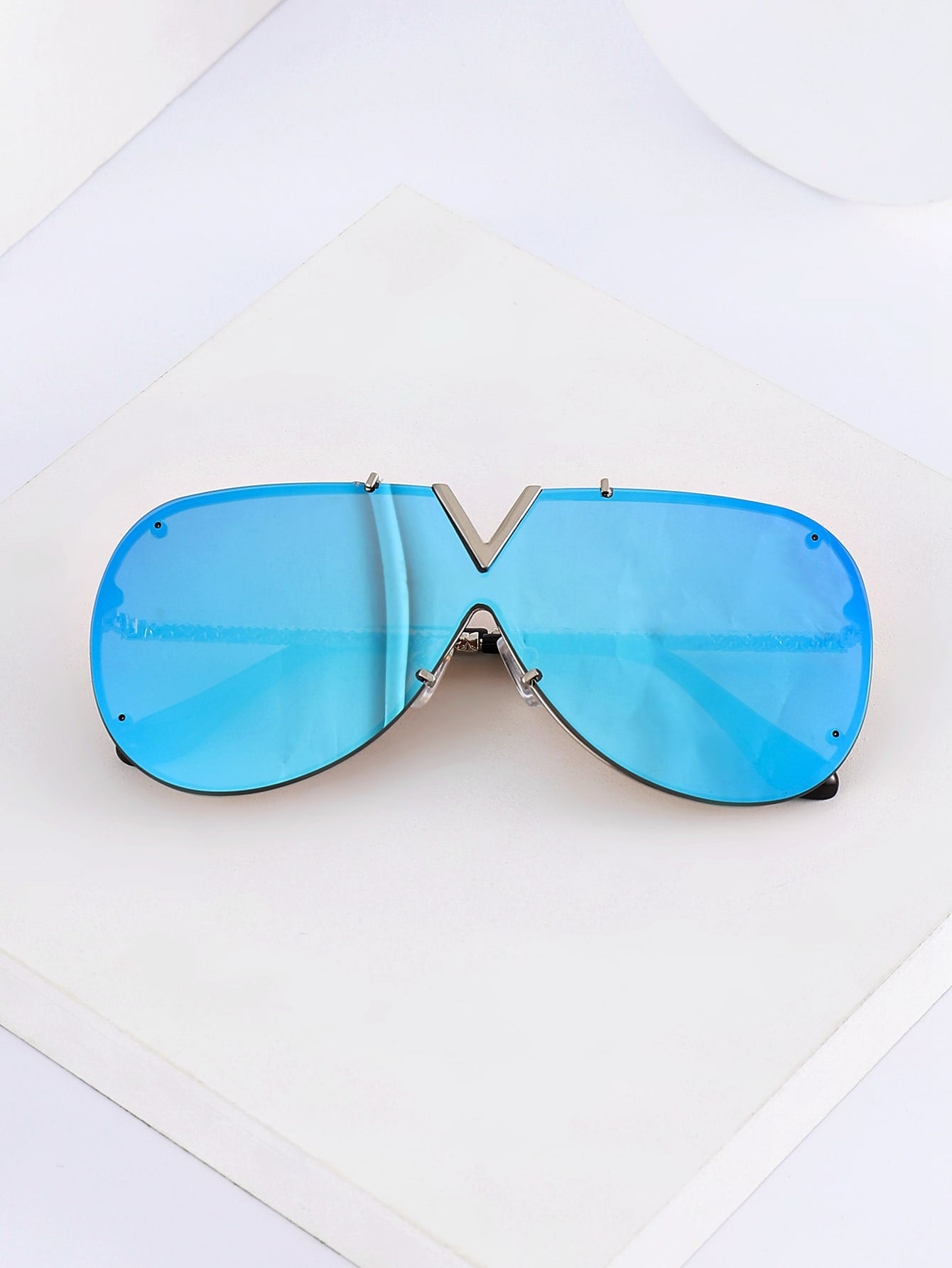 Blue Flat Top Aviator UV Protected Sunglasses