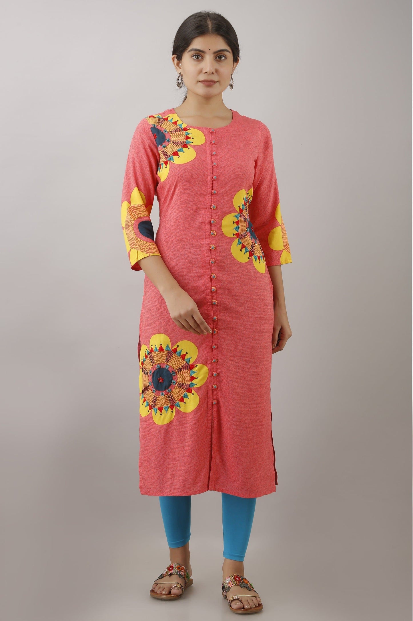 Round Neck Three Fourth Sleeve Printed Straight Kurta
