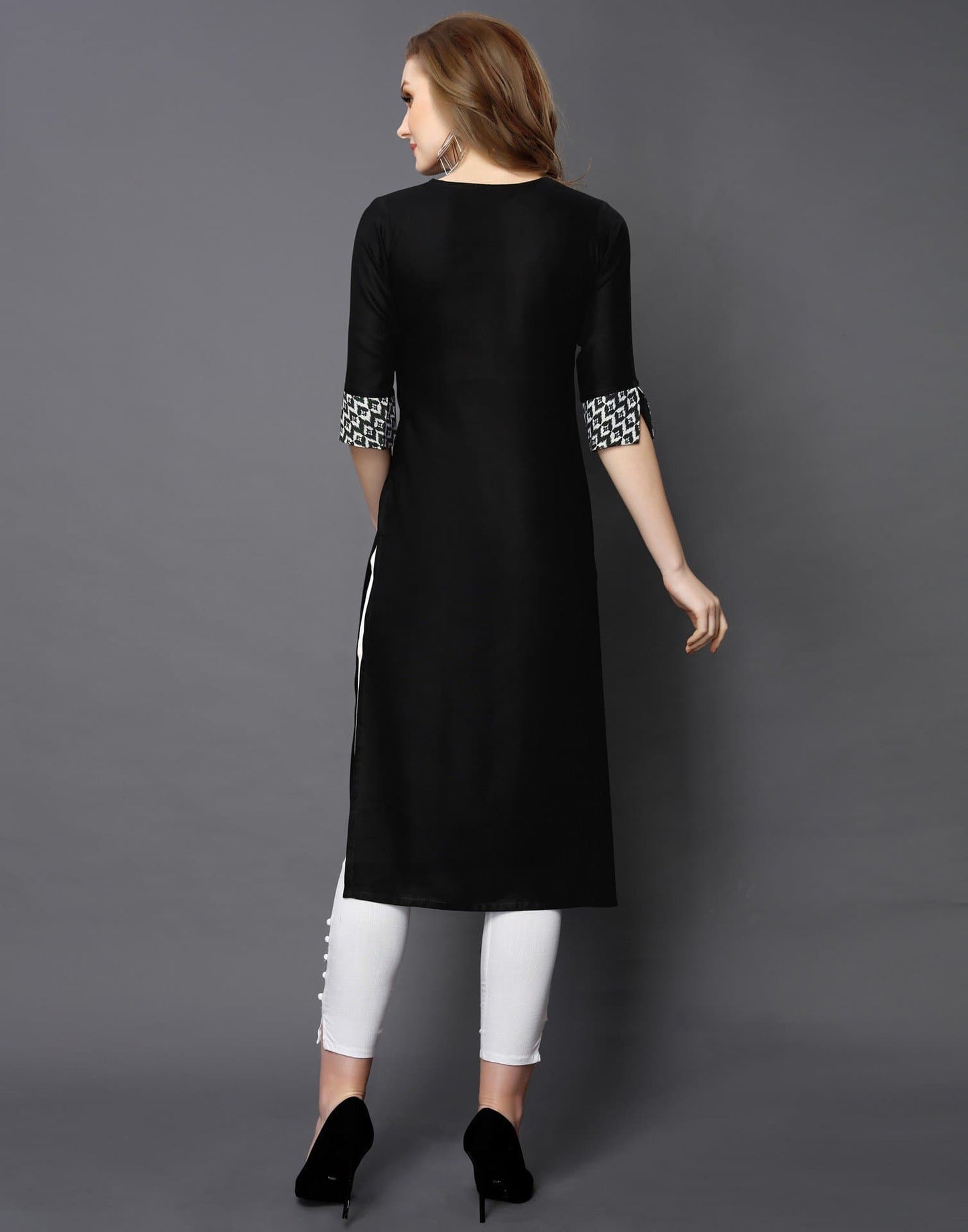 Chevron Zig Zag Geometric Print Keyhole Neckline Three Fourth Sleeve Straight Kurta