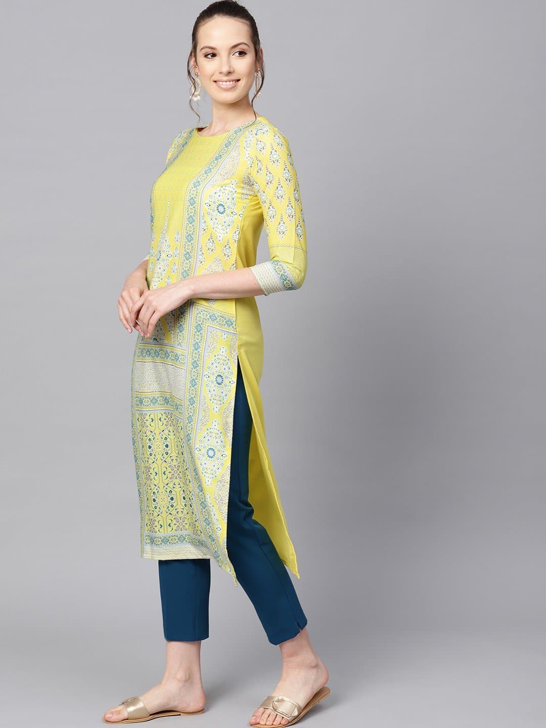 Yellow Round Neck Three Quarter Sleeve Printed Straight Kurta