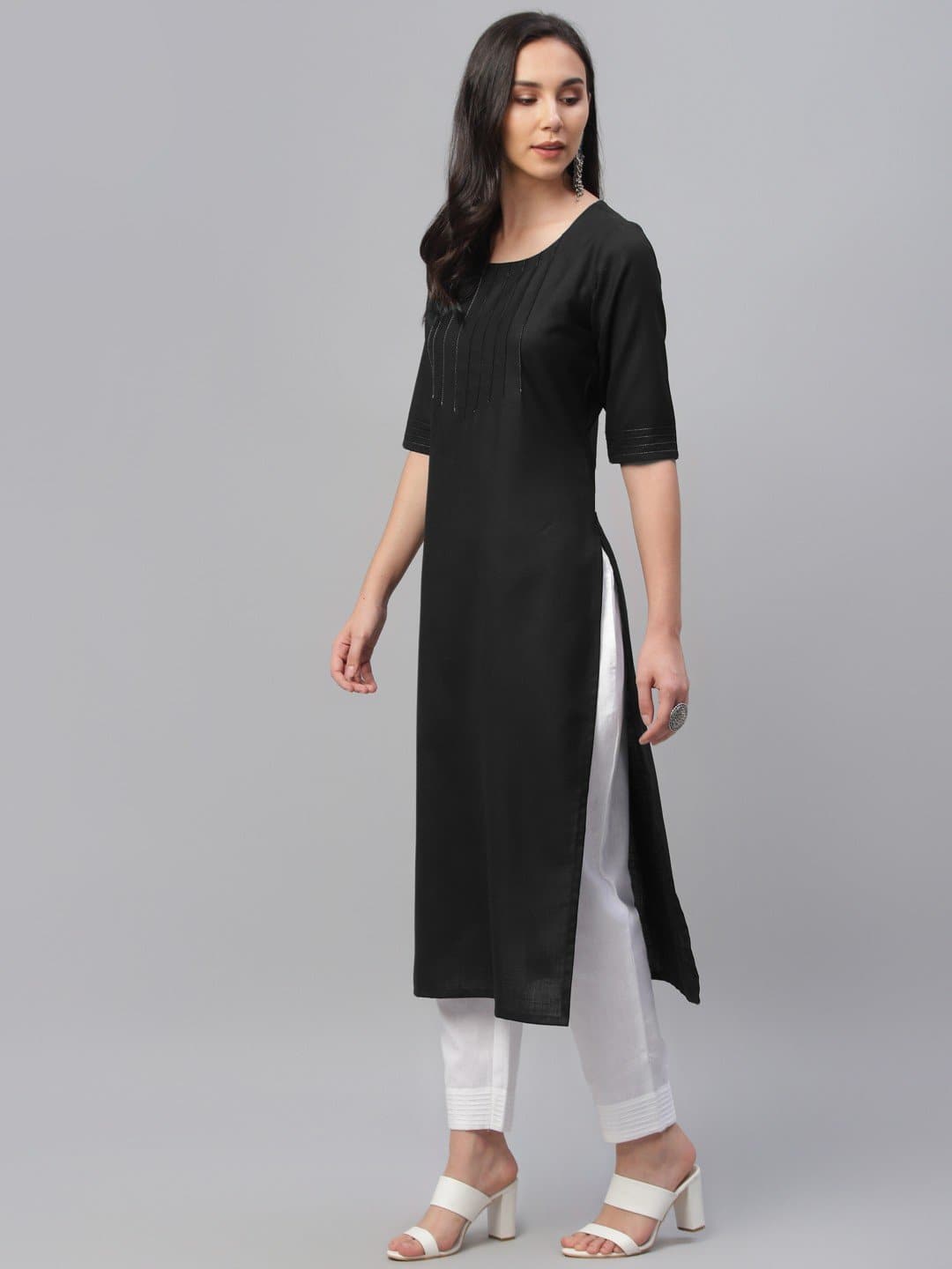 Black Round Neck Three Quarter Sleeve Solid Straight Kurta
