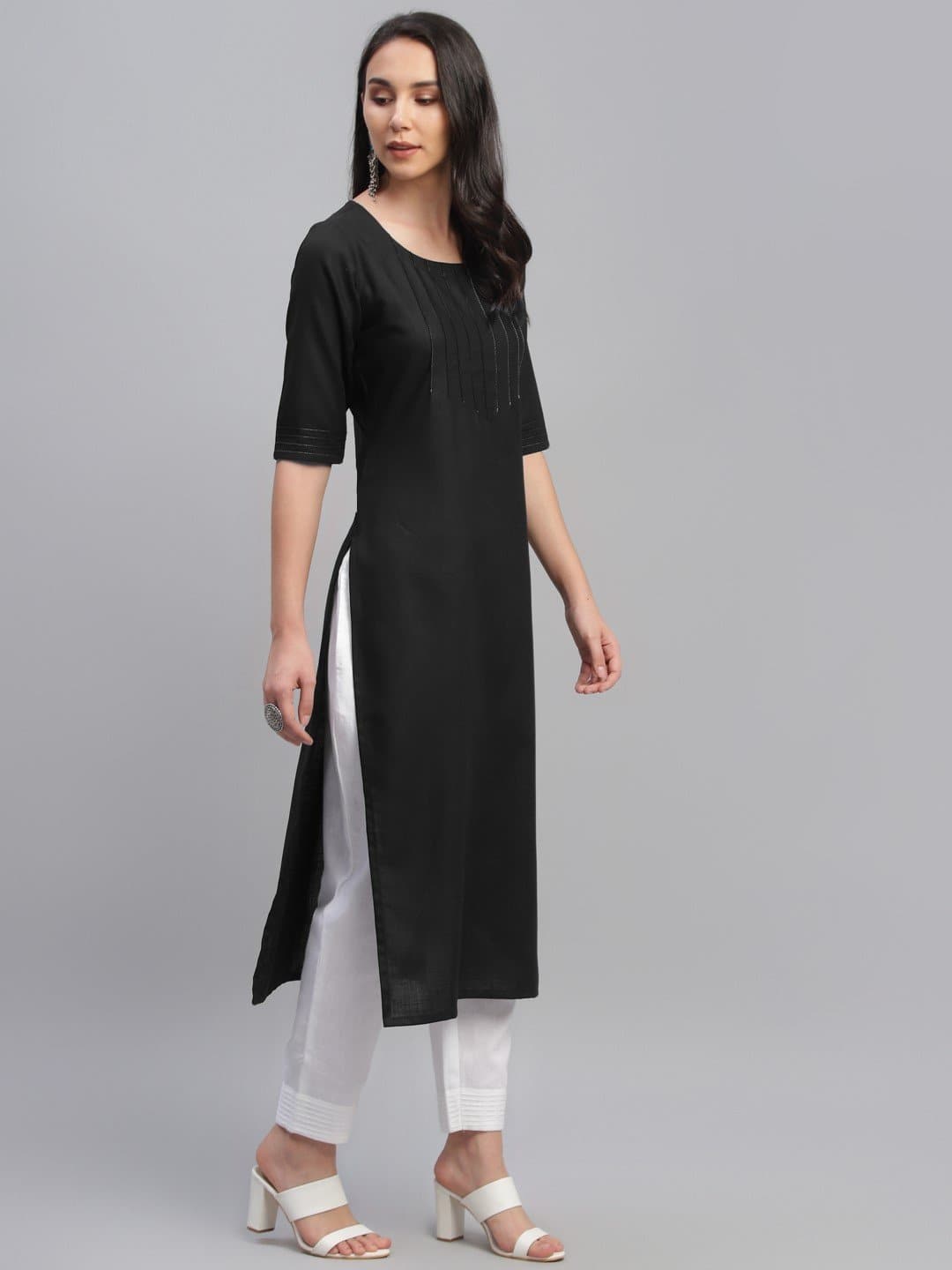 Black Round Neck Three Quarter Sleeve Solid Straight Kurta