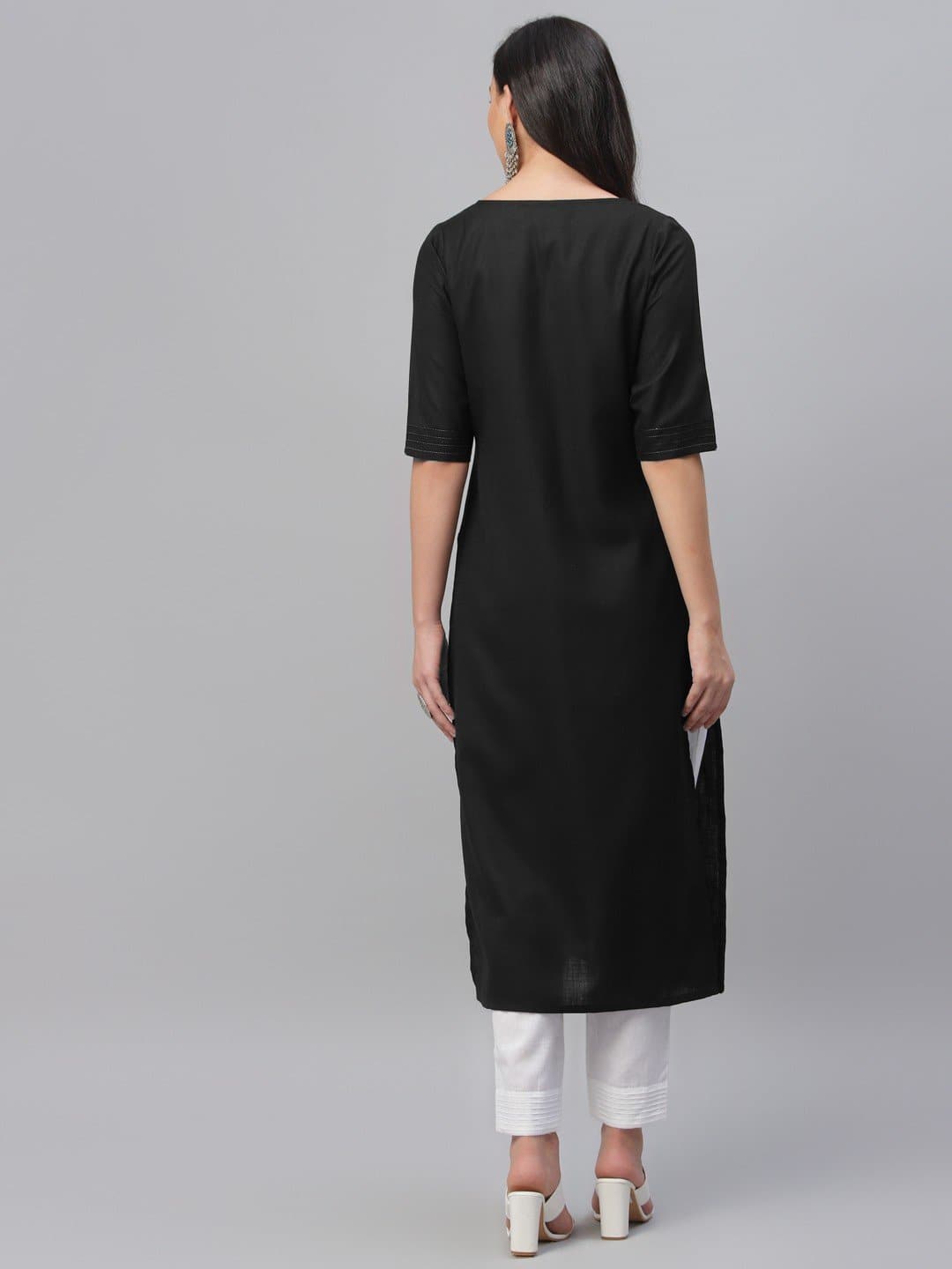 Black Round Neck Three Quarter Sleeve Solid Straight Kurta
