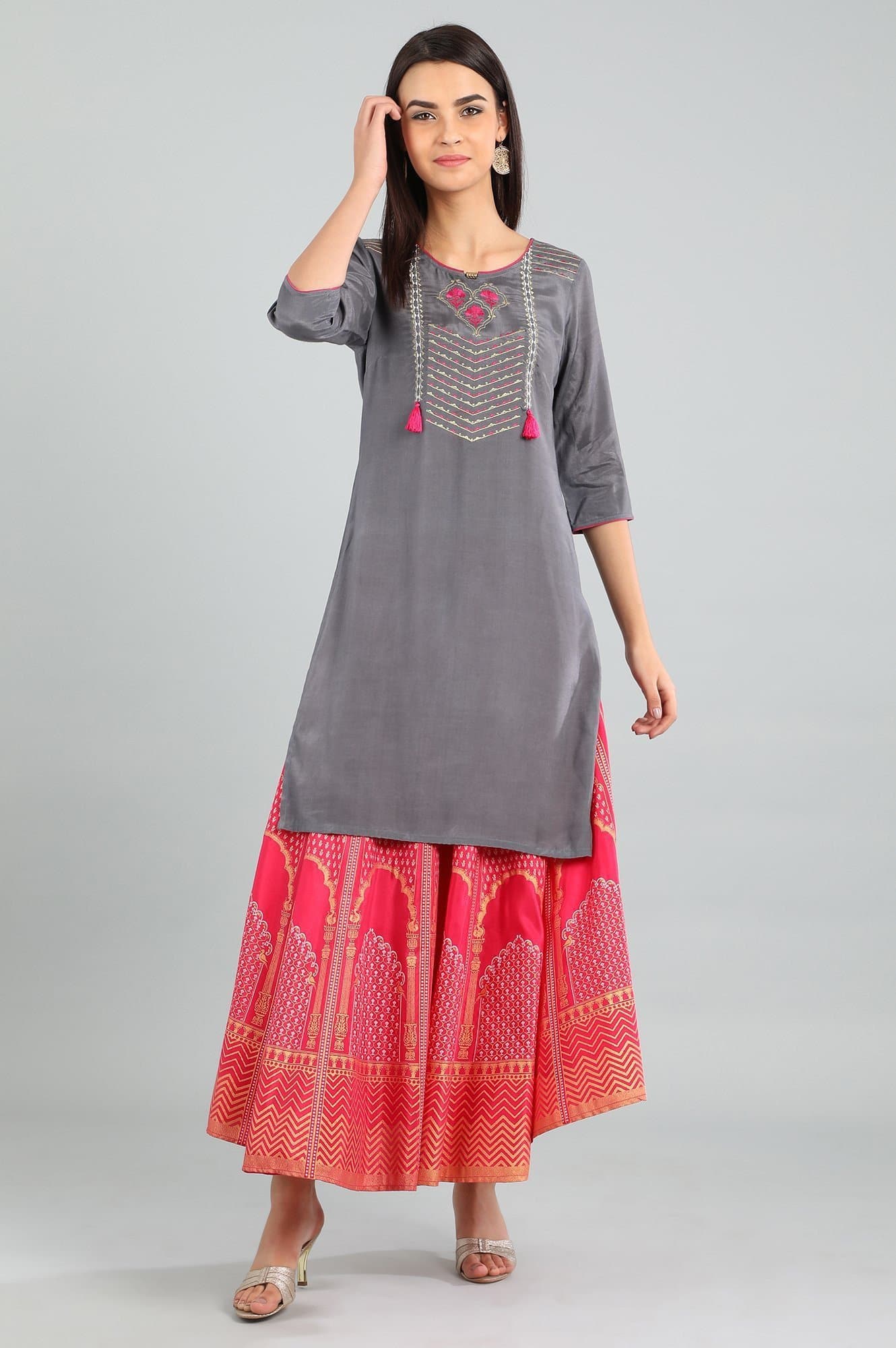 Grey Pink Round Neck Three Fourth Sleeve Embroidered Straight Kurta