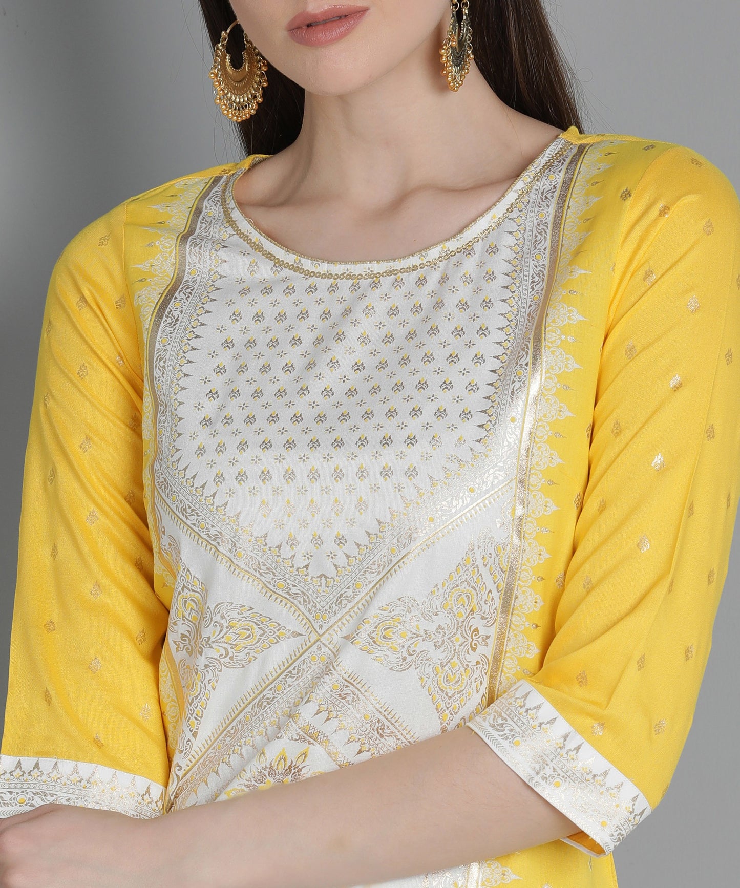 Yellow Round Neck Three Fourth Sleeve Floral Print Straight Kurta