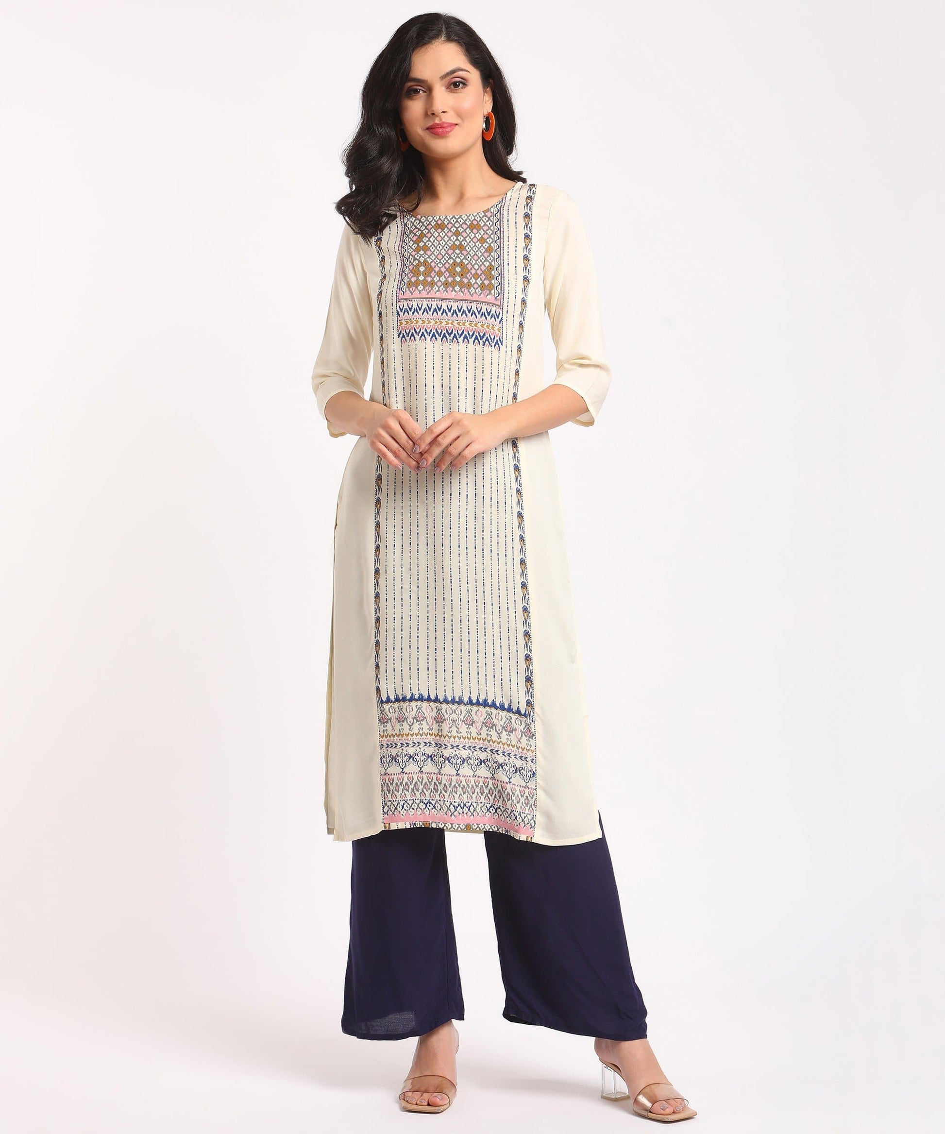 Round Neck Three Fourth Sleeve Printed Straight Kurta