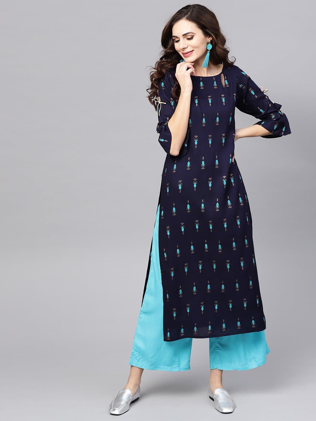 Blue Keyhole Neck Three Fourth Sleeve Printed Straight Kurta