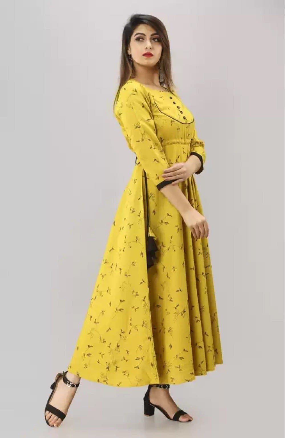 Round Neck Three Fourth Sleeve Printed Flared Kurta