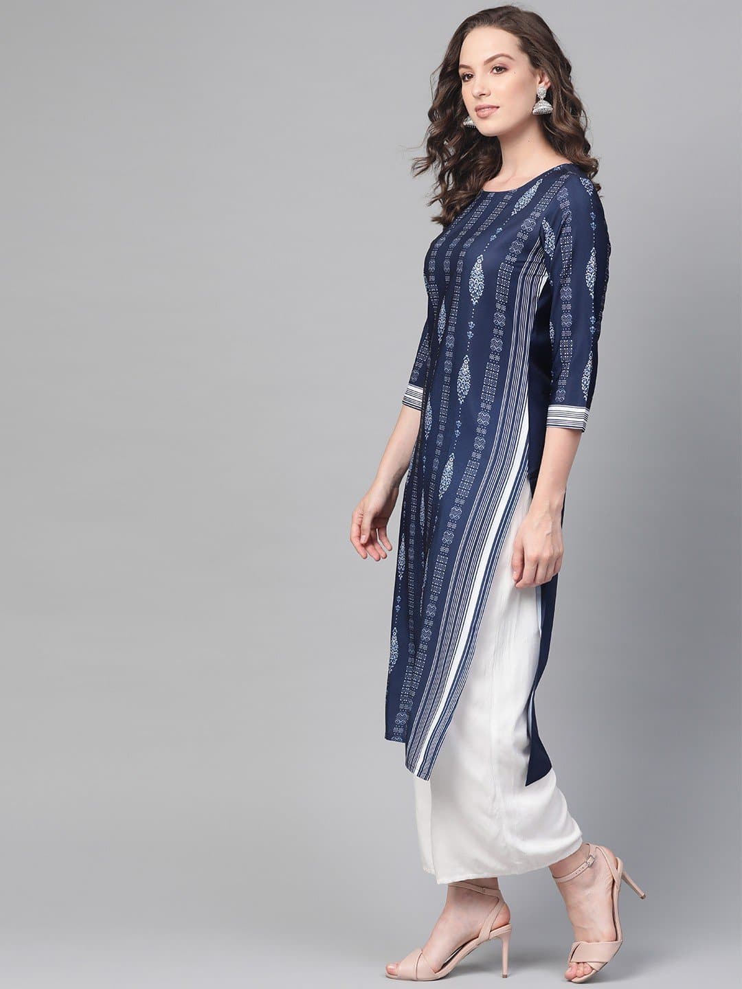 Blue Round Neck Three Quarter Sleeve Printed Straight Kurta