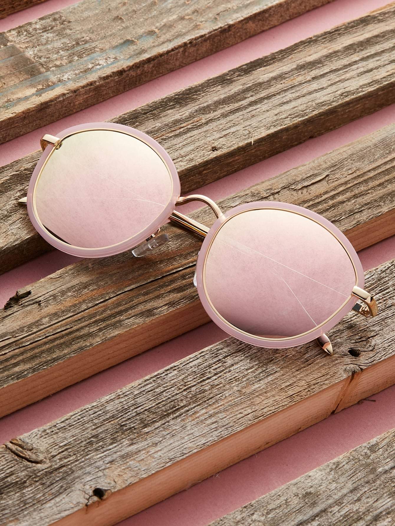 Reflective Metal And Acrylic Circle Sunglasses