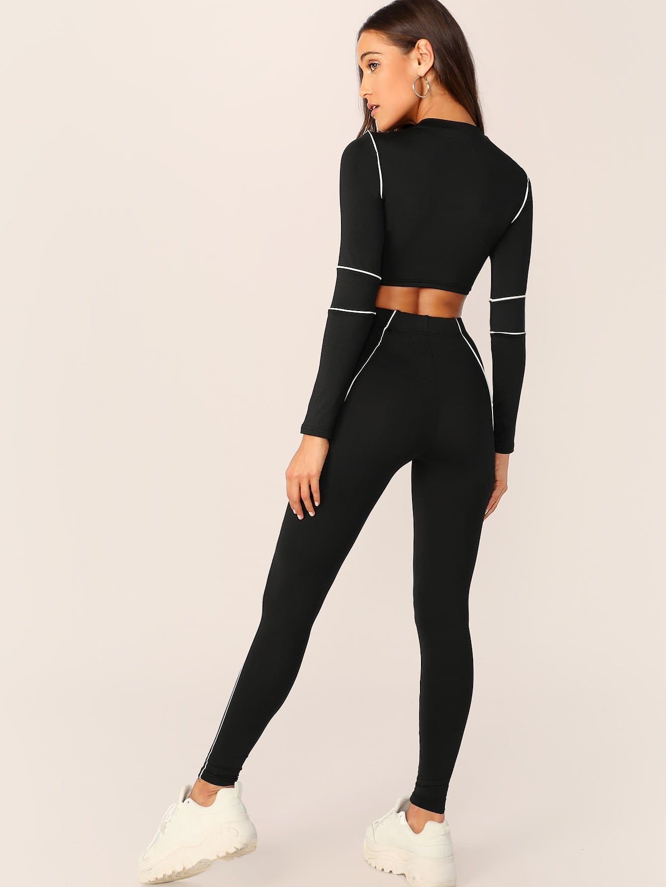 Black and White Contrast Trim Stretch Crop Top And Leggings Set
