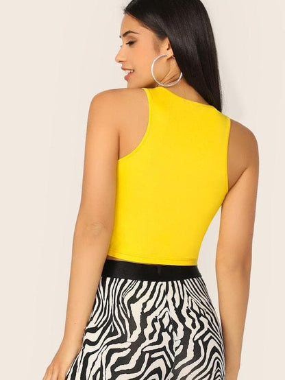 Scoop Neck Solid Fitted Tank Top - Yellow
