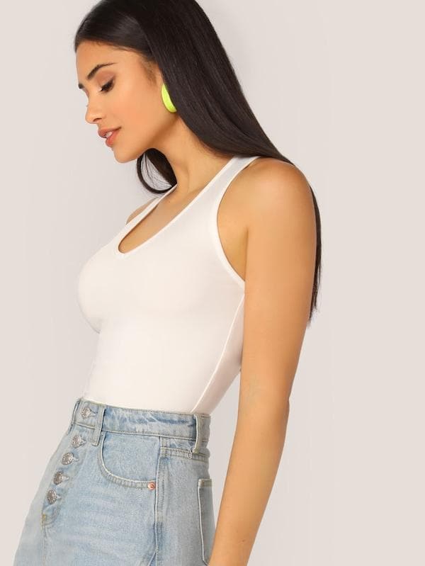 Scoop Neck Solid Fitted Tank Top - White