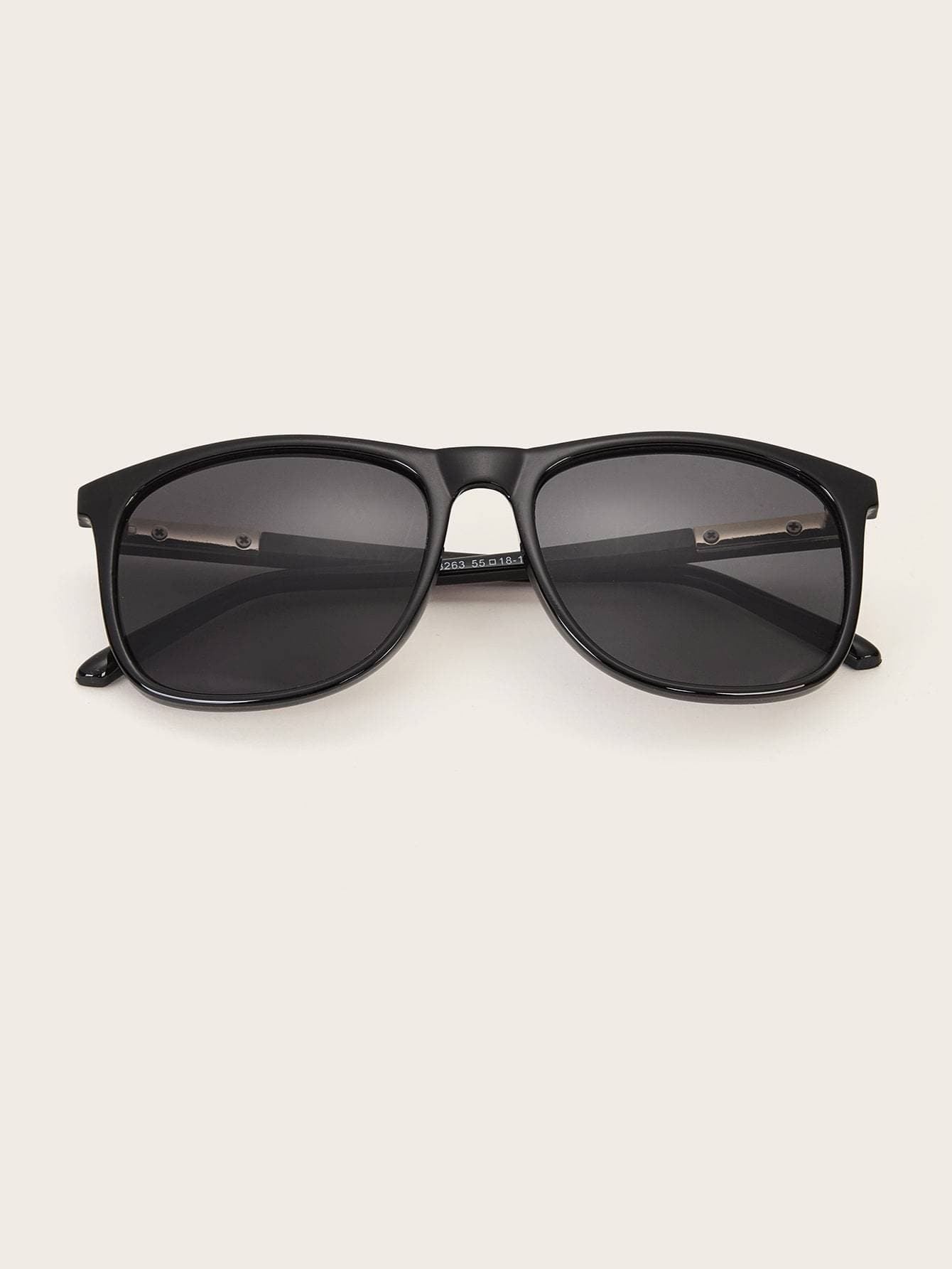 Black Solid Frame Flat Lens Sunglasses