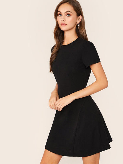 Black Round Neck Zipper Back Short Sleeve Flare Dress