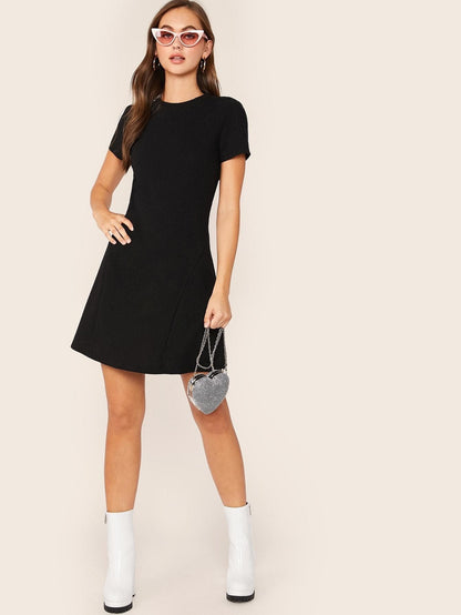 Black Round Neck Zipper Back Short Sleeve Flare Dress