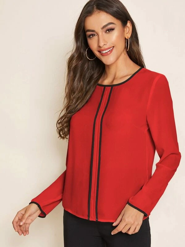 Round Neck Keyhole Back Contrast Binding Top