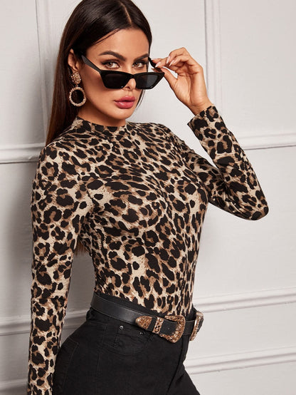 Mock-neck Sand Collar Leopard Slim Fit Top