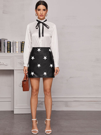 Black Mid Waist Star Print PU Leather Mini Skirt