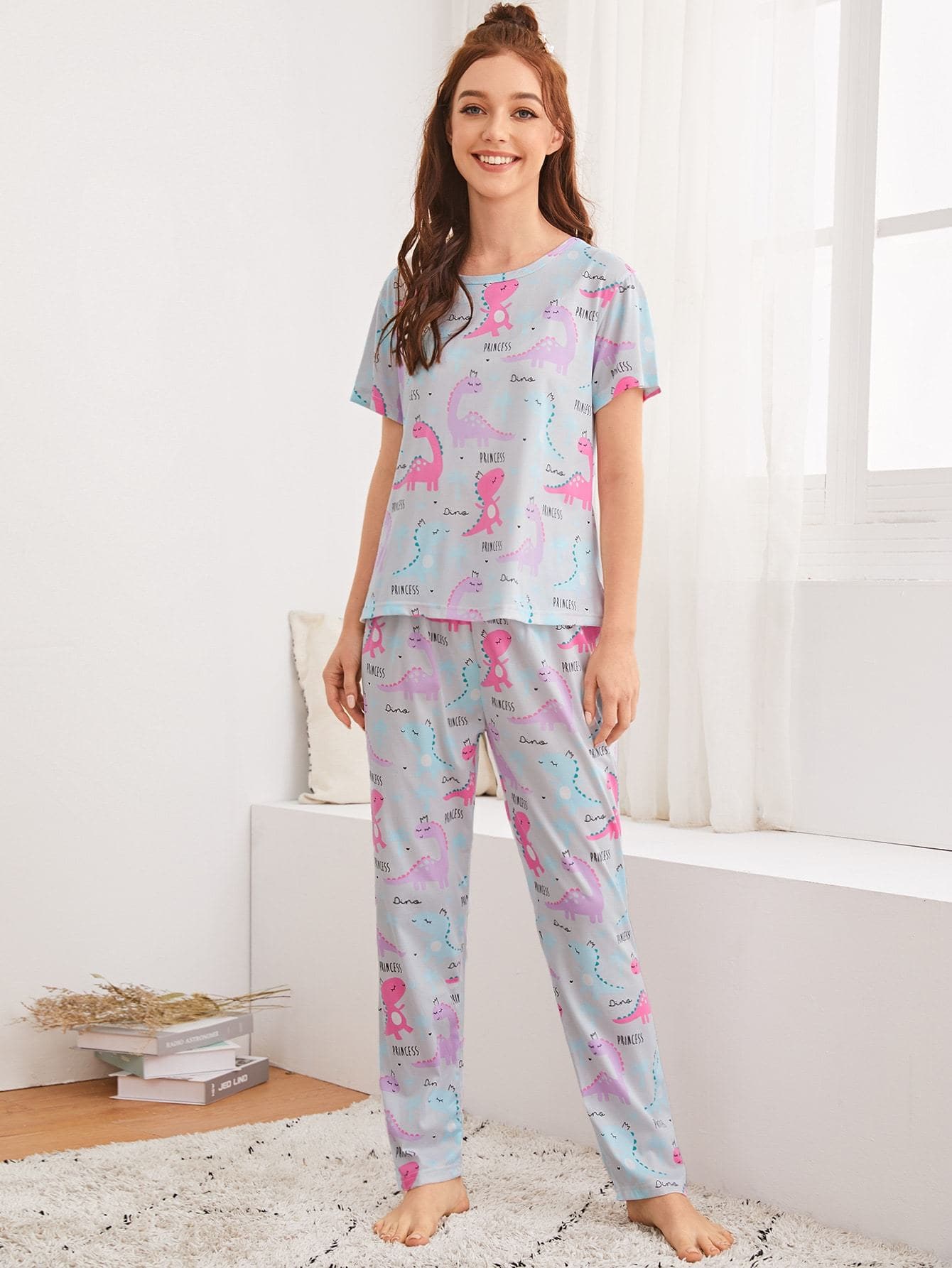 Round Neck Cartoon Dinosaur Print Pyjama Sleepwear Set and Eye Mask