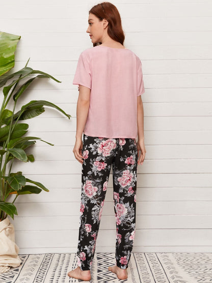 Round Neck Solid Tee and Floral Trousers Sleepwear Set