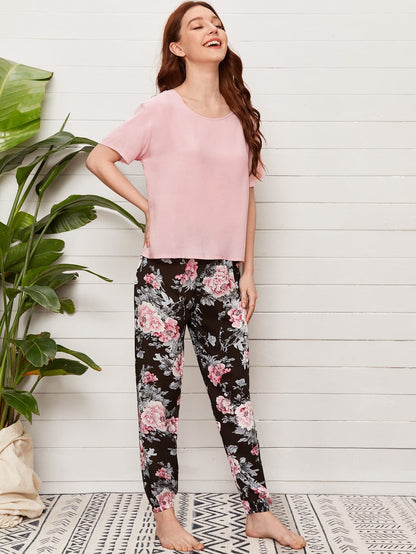 Round Neck Solid Tee and Floral Trousers Sleepwear Set