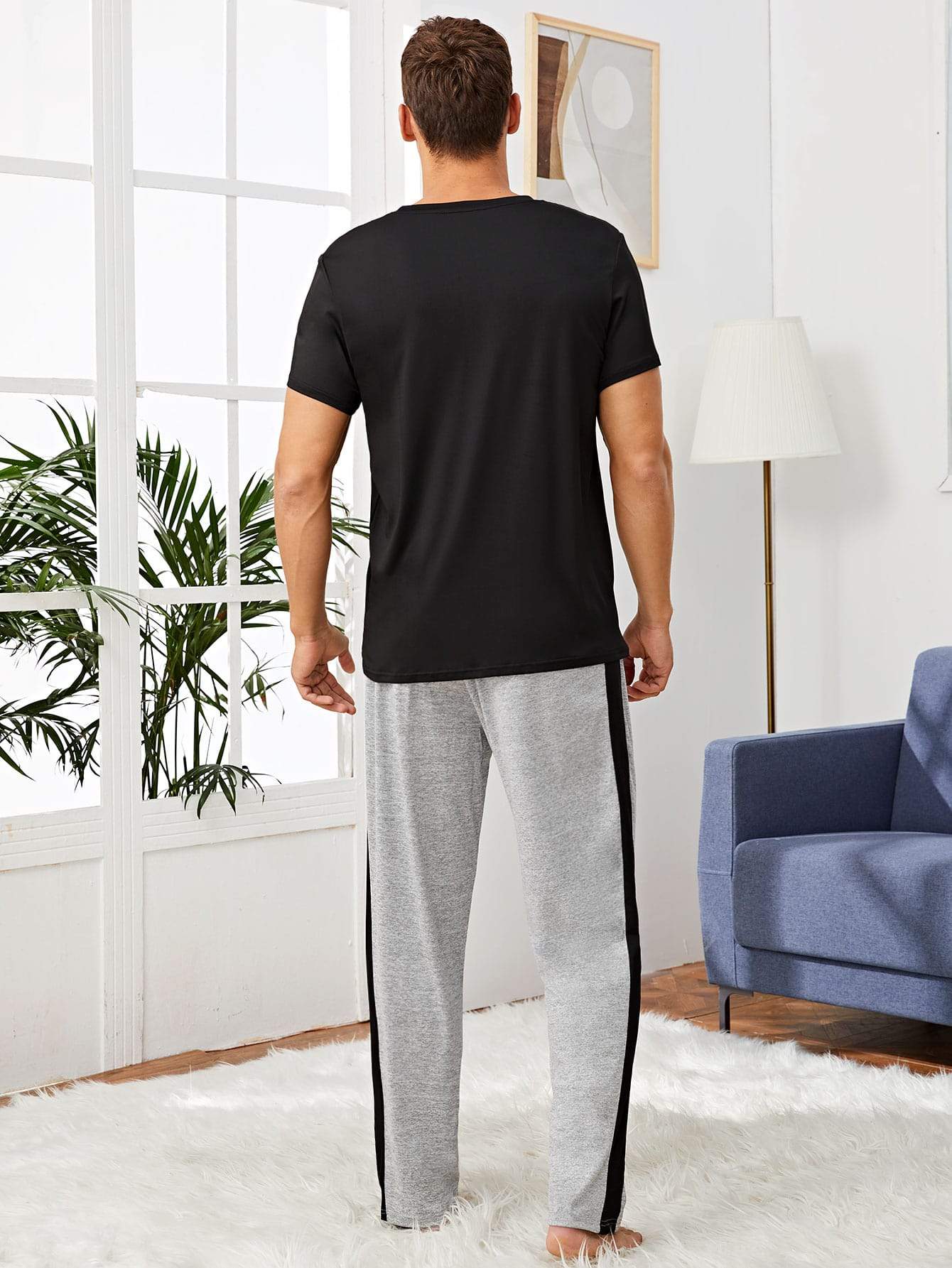 Round Neck Letter Graphic Tee & Sweatpants Sleepwear Set
