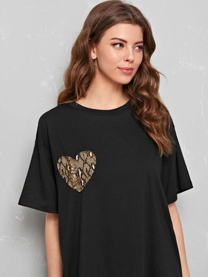 Round Neck Heart Patched Tee & Leopard Leggings Sleepwear Set