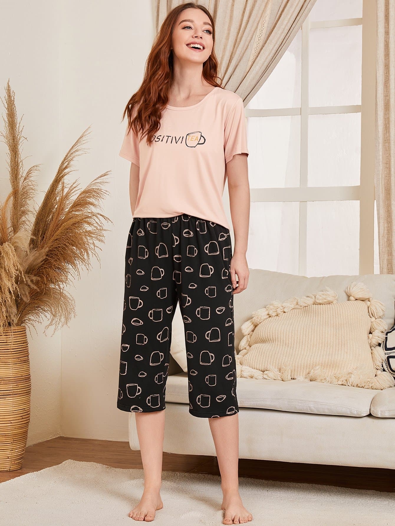 Round Neck Short Sleeve Letter and Cups Print Pyjama Sleepwear Set