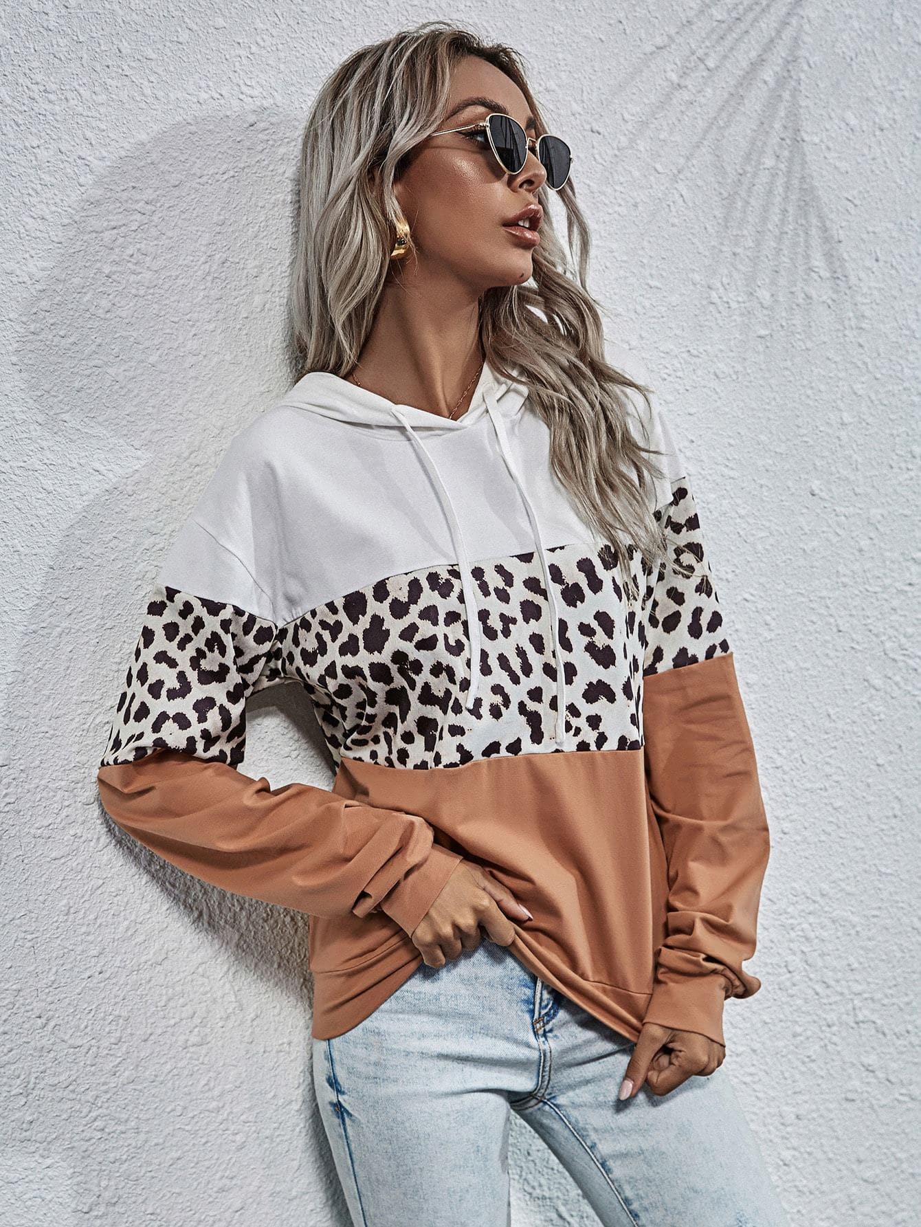 Drop Shoulder Colorblock Leopard Panel Hoodie Sweatshirt