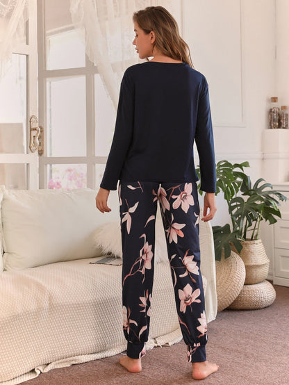 Round Neck Flower Print Pyjama Sleepwear Set