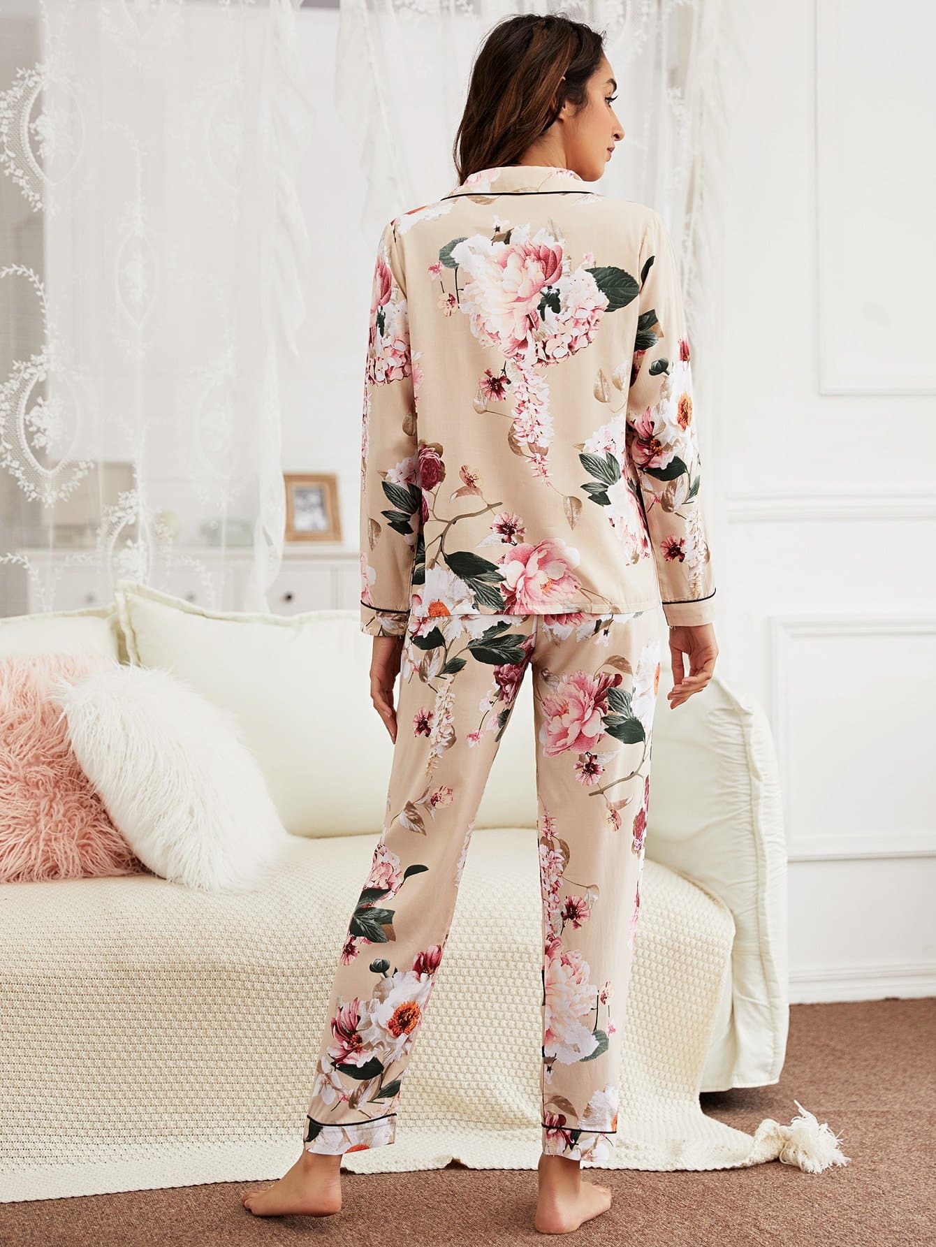 Button Front Floral Lapel Collar Pyjama Sleepwear Set