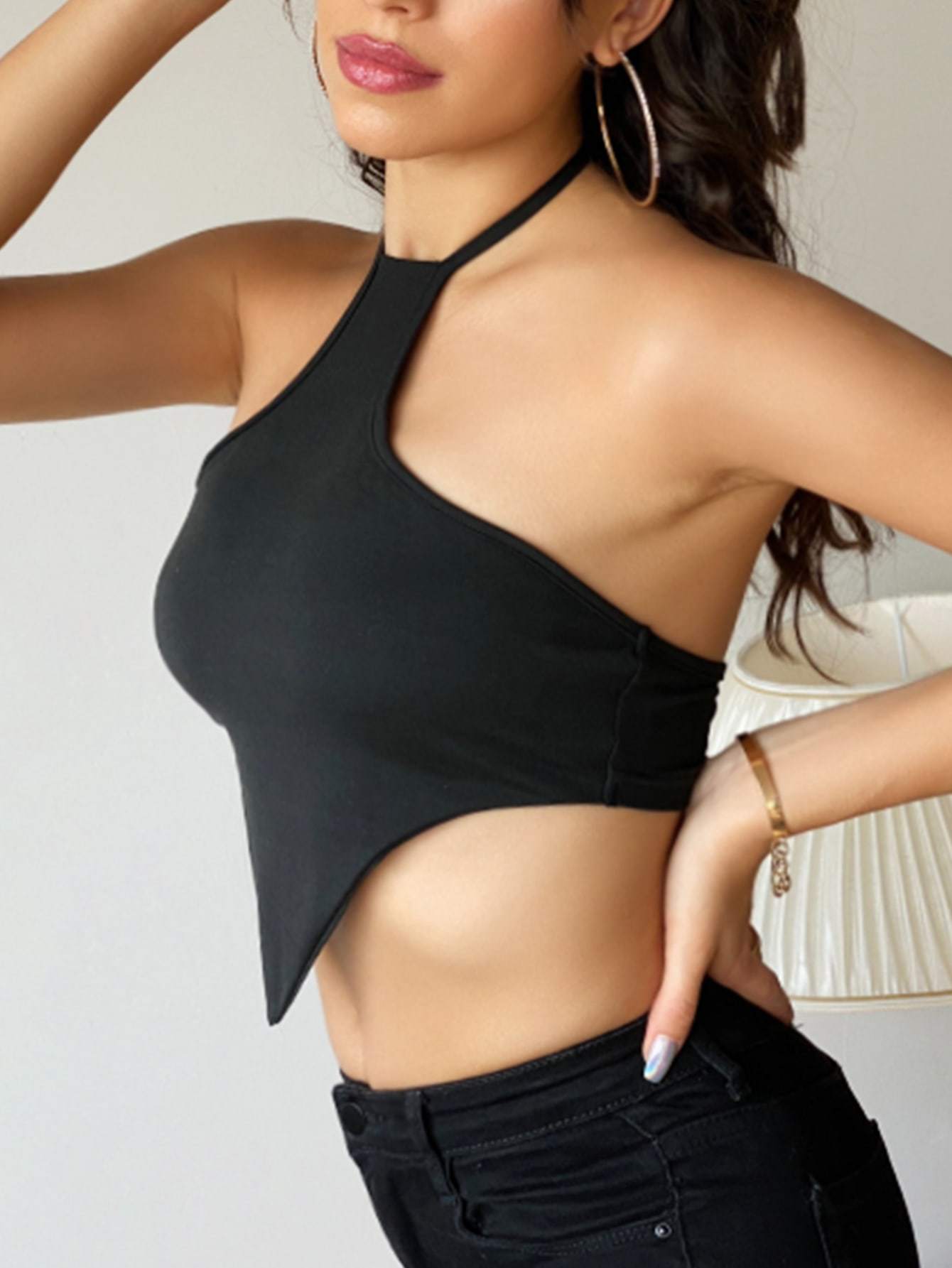 Black Sleeveless Backless Asymmetrical Hem Slim Fit Halter Top