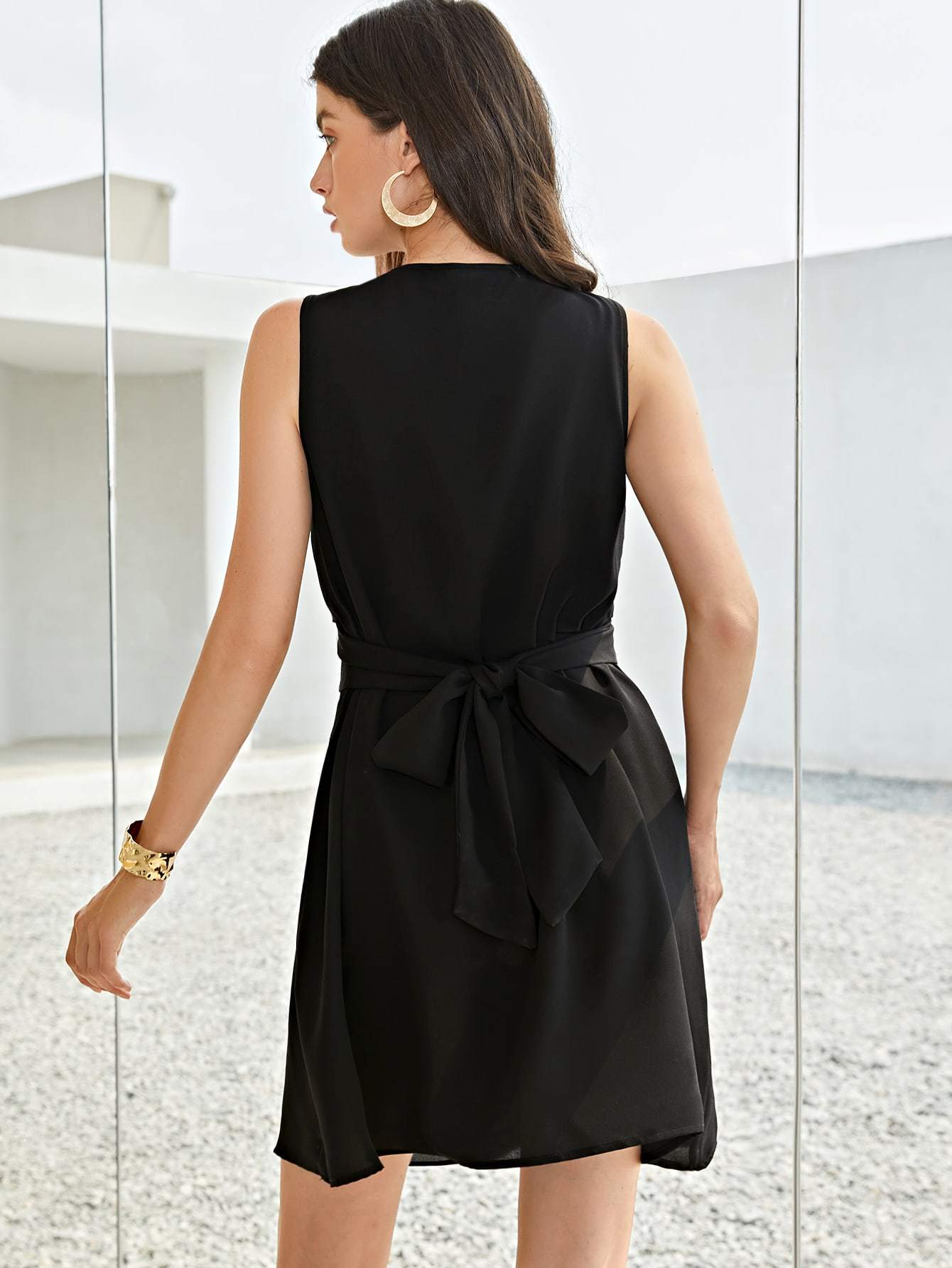 Black Sleeveless Surplice V-Neck Tie Back Dress