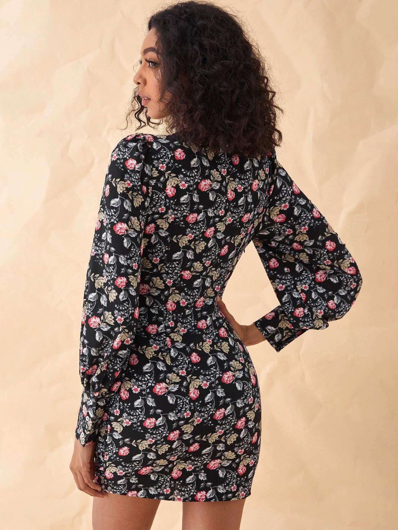 Floral Print V-Neck Half Button Ruched Slim Fit Short Dress