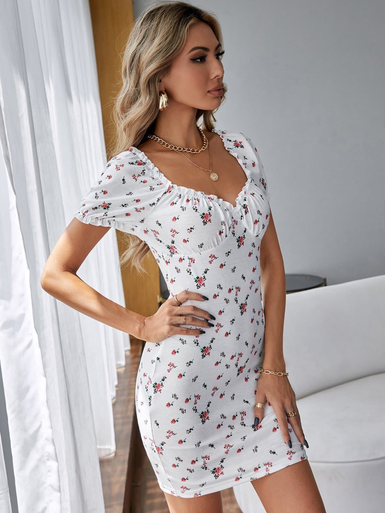 White Ditsy Floral Sweetheart Neck Frill Trim Slim Fit Dress