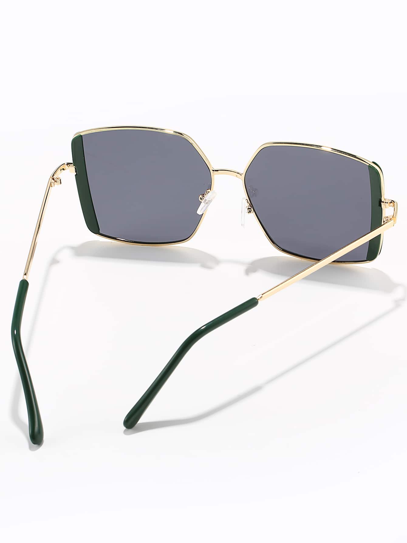 Gold Metal Frame UV Protected Sunglasses
