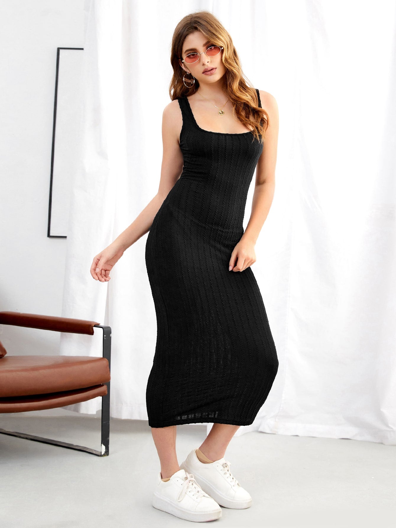 Black Scoop Neck Solid Cable Textured Slim Fit Dress