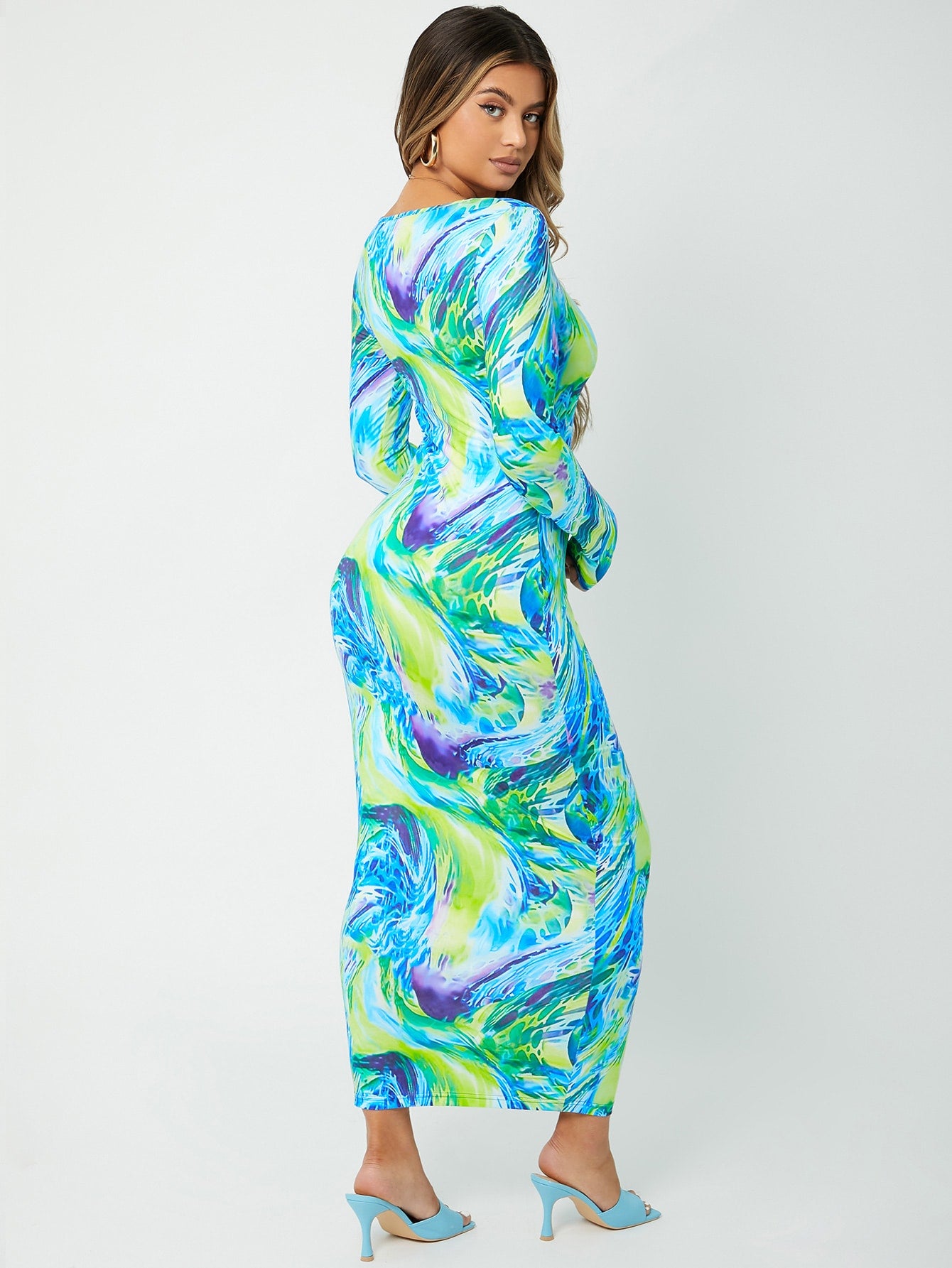 Allover Print V-Neck Slim Fit Dress