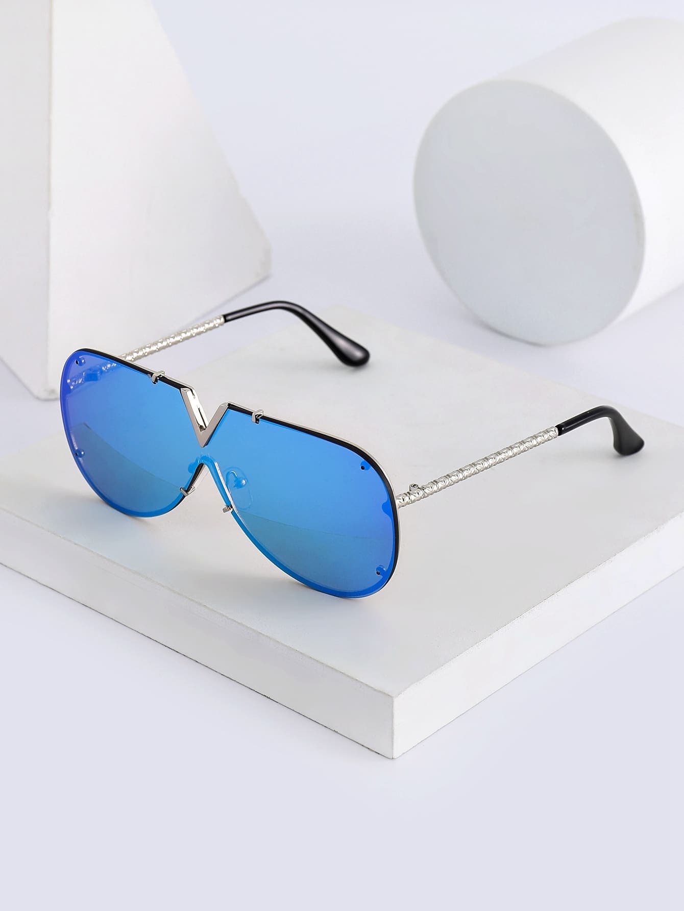 Blue Flat Top Aviator UV Protected Sunglasses