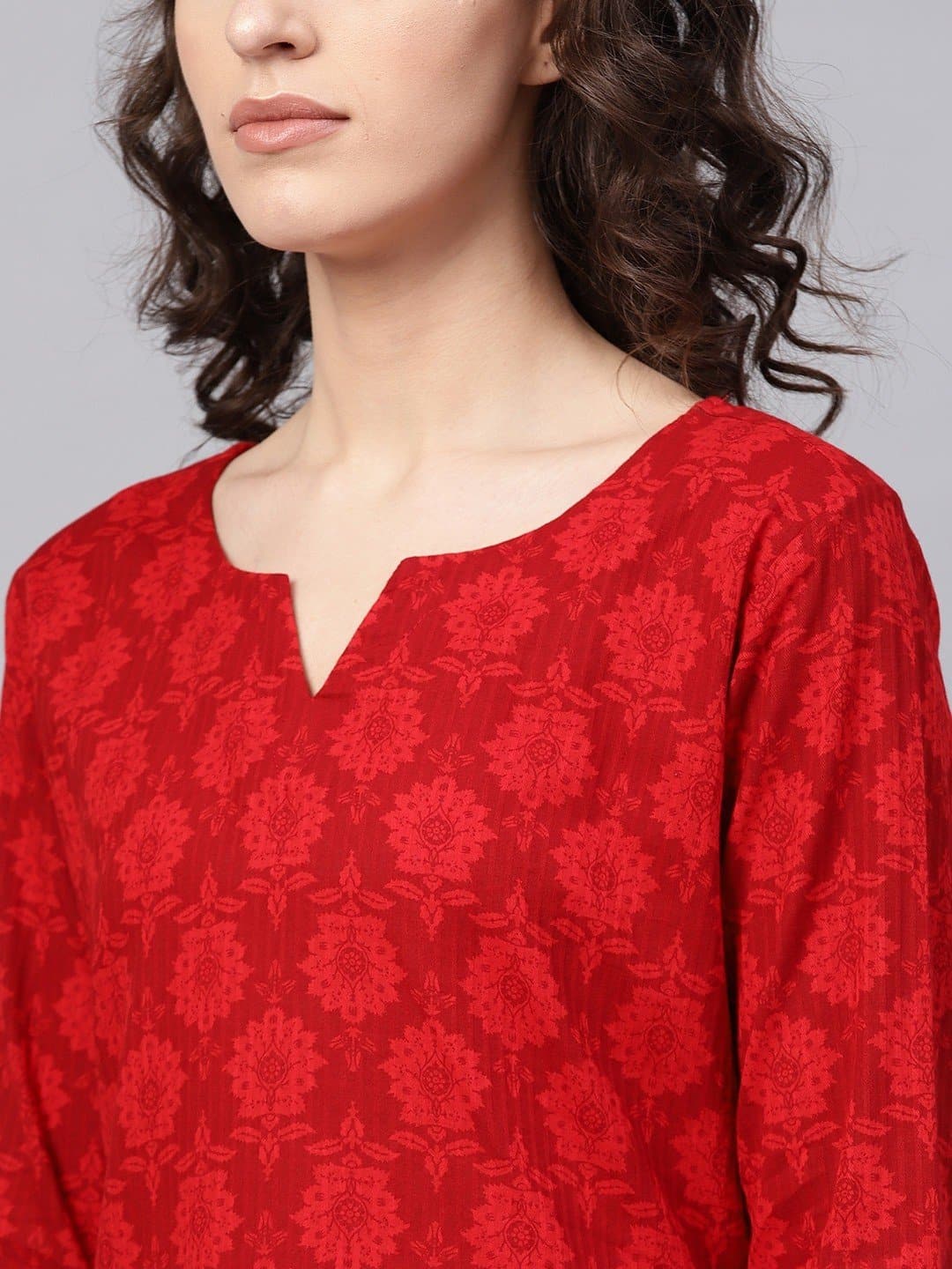 Red Sweetheart Neck Three Fourth Sleeve Printed Straight Kurta