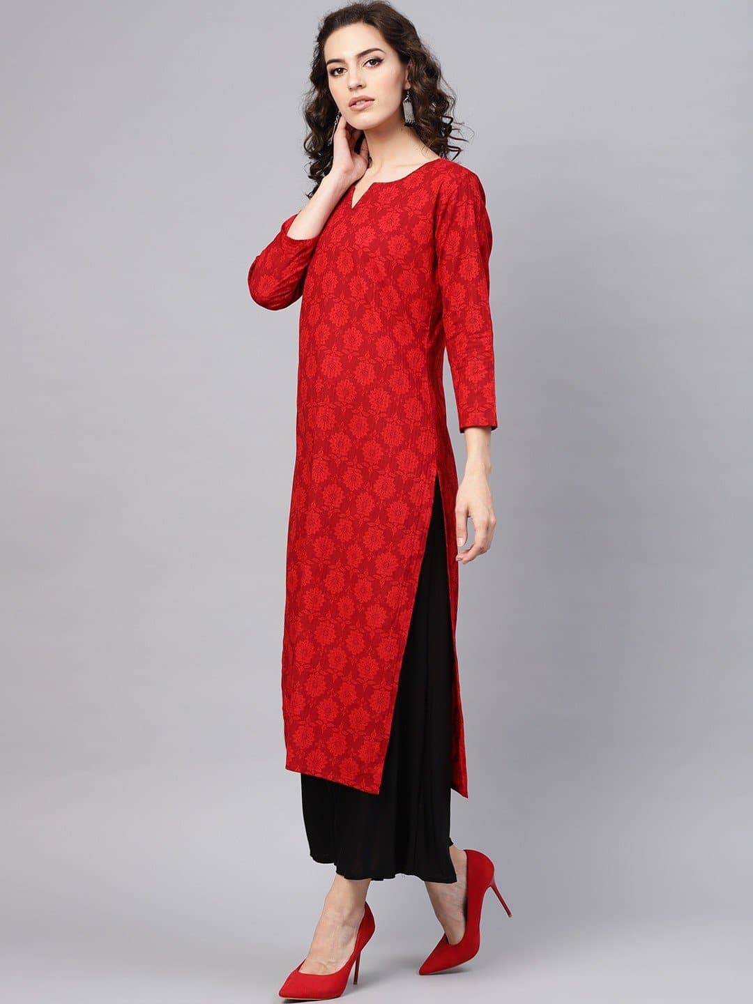 Red Sweetheart Neck Three Fourth Sleeve Printed Straight Kurta