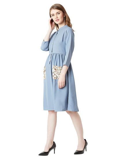 Three Quarter Sleeve Buttoned Round Neck Crepe Pleated Dress