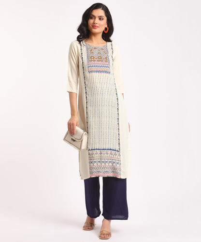 Round Neck Three Fourth Sleeve Printed Straight Kurta