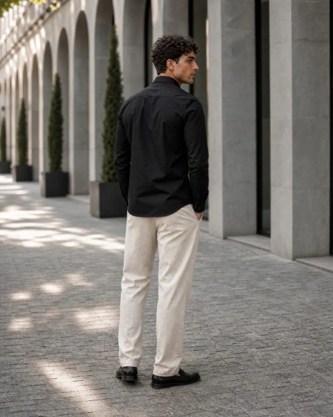 Medium Length Spread Collar Full Sleeve Shirt