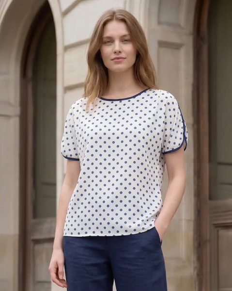 Contrast Trim Extended Sleeve Polka-Dot Print Top