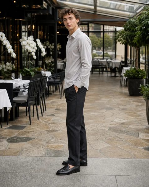 Medium Length Spread Collar Full Sleeve Shirt