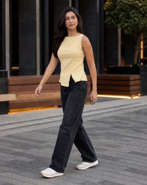 Women Sleeveless Panelled Slit Hem Textured Top