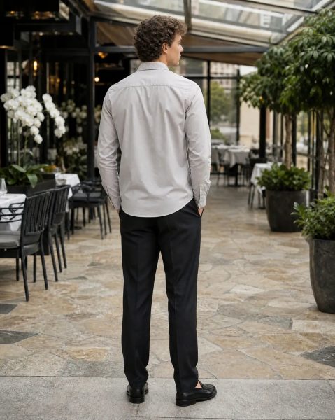 Medium Length Spread Collar Full Sleeve Shirt